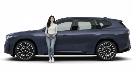 "오션 웨이브 블루 메탈릭 컬러가 적용된 측면 실루엣은 X 모델 특유의 강인함과 정교한 선들이 조화를 이루고 있습니다."